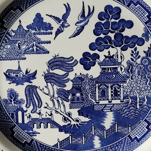 Vintage Churchill England Blue Willow Dinner Plate Chinoiserie - 9.625" *Chip - Picture 2 of 5